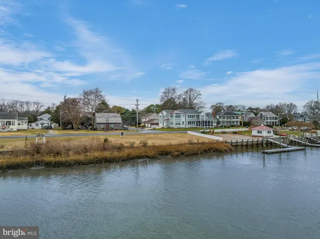 a view of a lake with houses