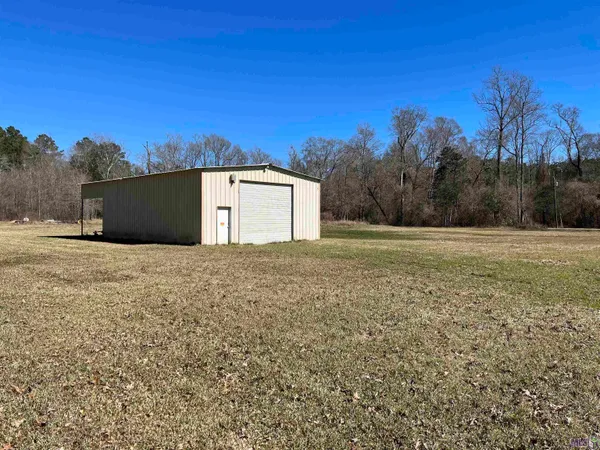 $299,999 | 282 Price Road, Clinton, LA 70722
