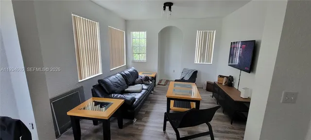 $2,500 | North Lauderdale, North Lauderdale, FL 33068