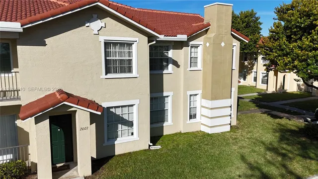 $2,500 | North Lauderdale, North Lauderdale, FL 33068