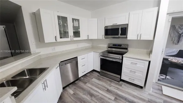 $2,500 | North Lauderdale, North Lauderdale, FL 33068
