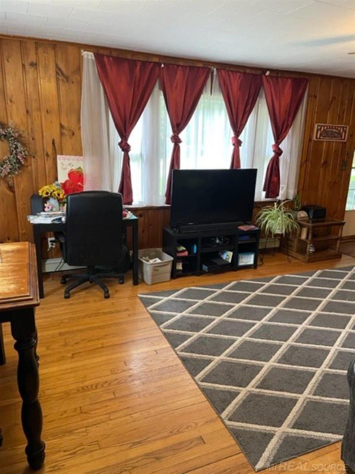 6052 Swartout Road Algonac, MI 48001 - Photo 9 of 19 50077036-8.JPG