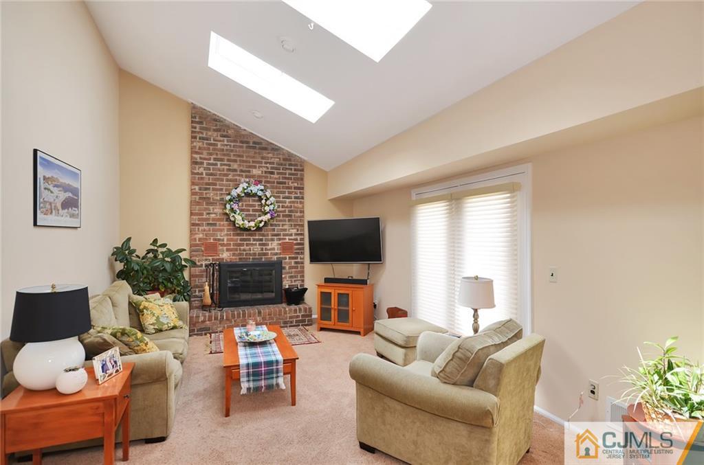 7 Kings Road Dayton, NJ 08810 - Photo 9 of 15 Gallery Image 9