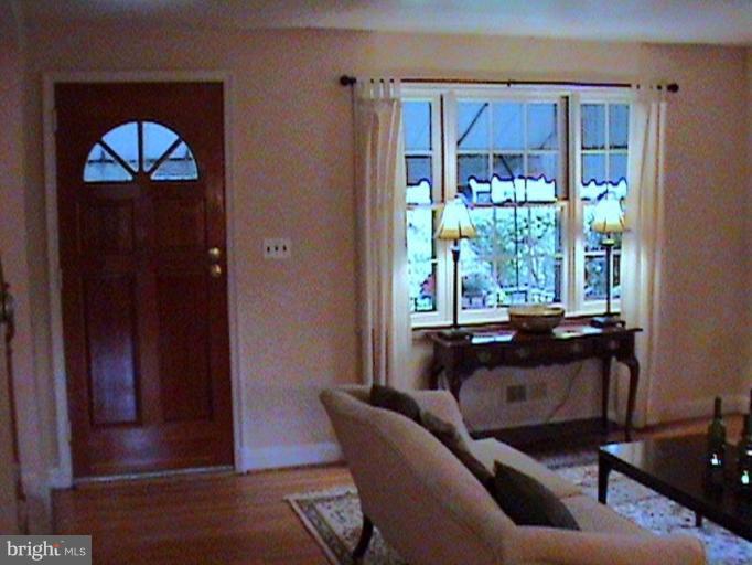 124 Stanmore Road Baltimore, MD 21212 - Photo 3 of 15 Living Room #2