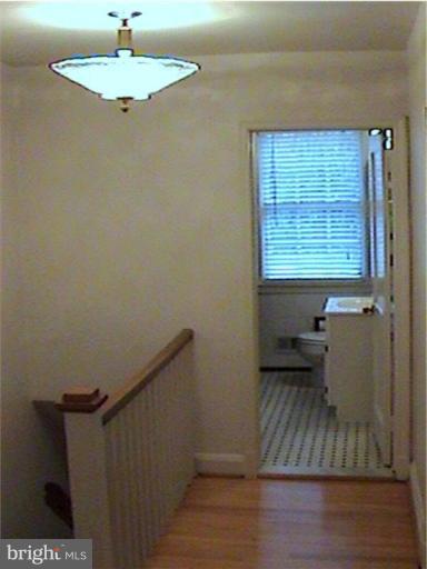 124 Stanmore Road Baltimore, MD 21212 - Photo 10 of 15 Hallway