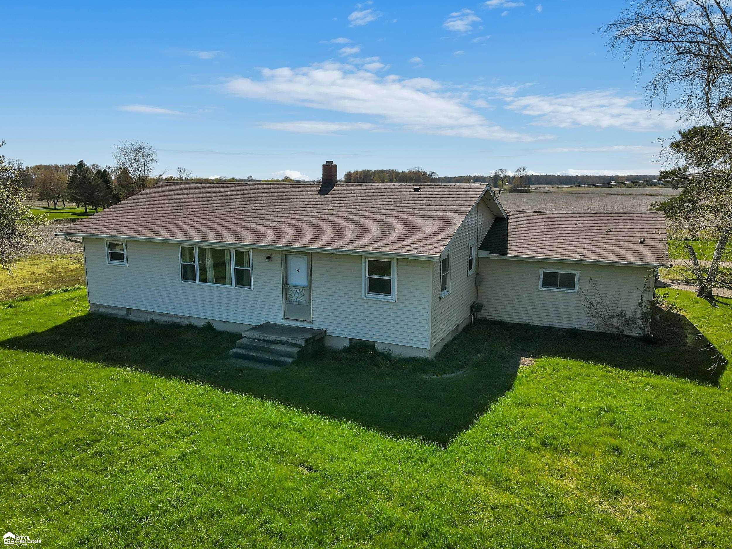 10110 Gera Road Birch Run, MI 48415 - Photo 2 of 18 50140448-3e7dd2d4-c0fe-40ec-8146-3f43671547f6.JPG