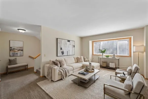 $2,495 | 304 Pondridge Circle, Wayzata, MN 55391