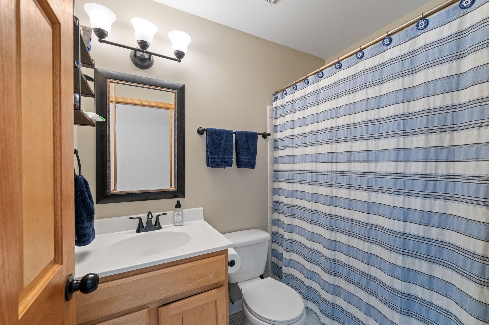 304 Pondridge Circle Wayzata, MN 55391 - Photo 16 of 21