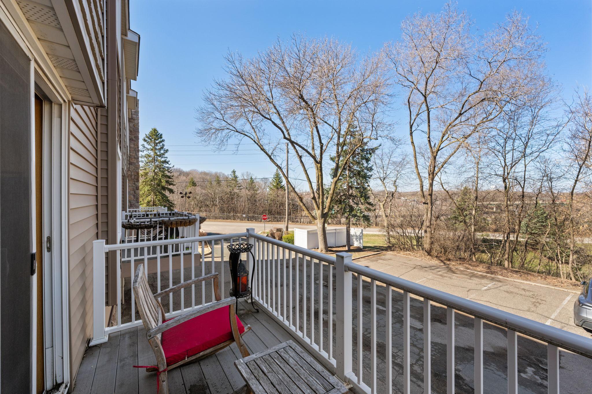 304 Pondridge Circle Wayzata, MN 55391 - Photo 19 of 21