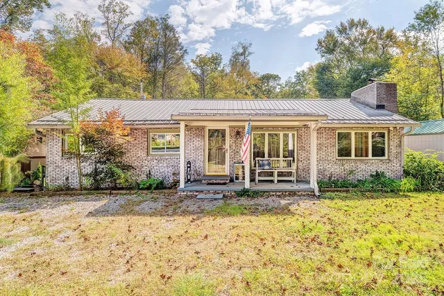 $480,000 | 2143 Pisgah Highway, Candler, NC 28715