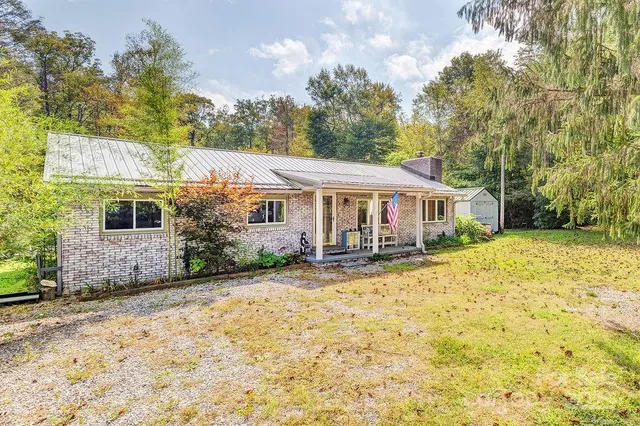 $480,000 | 2143 Pisgah Highway, Candler, NC 28715