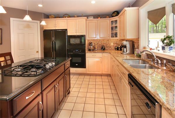54 Northwoods Road Groton, MA 01450 - Photo 8 of 28 Gallery Image 8