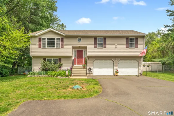 $419,900 | 971 Yale Avenue, Wallingford, CT 06492