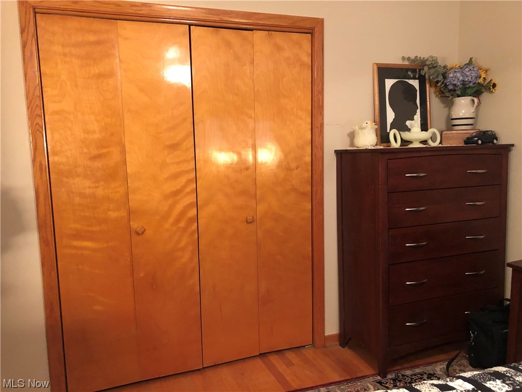 1934 Conwill Road Stow, OH 44224 - Photo 12 of 32 Double closet in first floor bedroom.