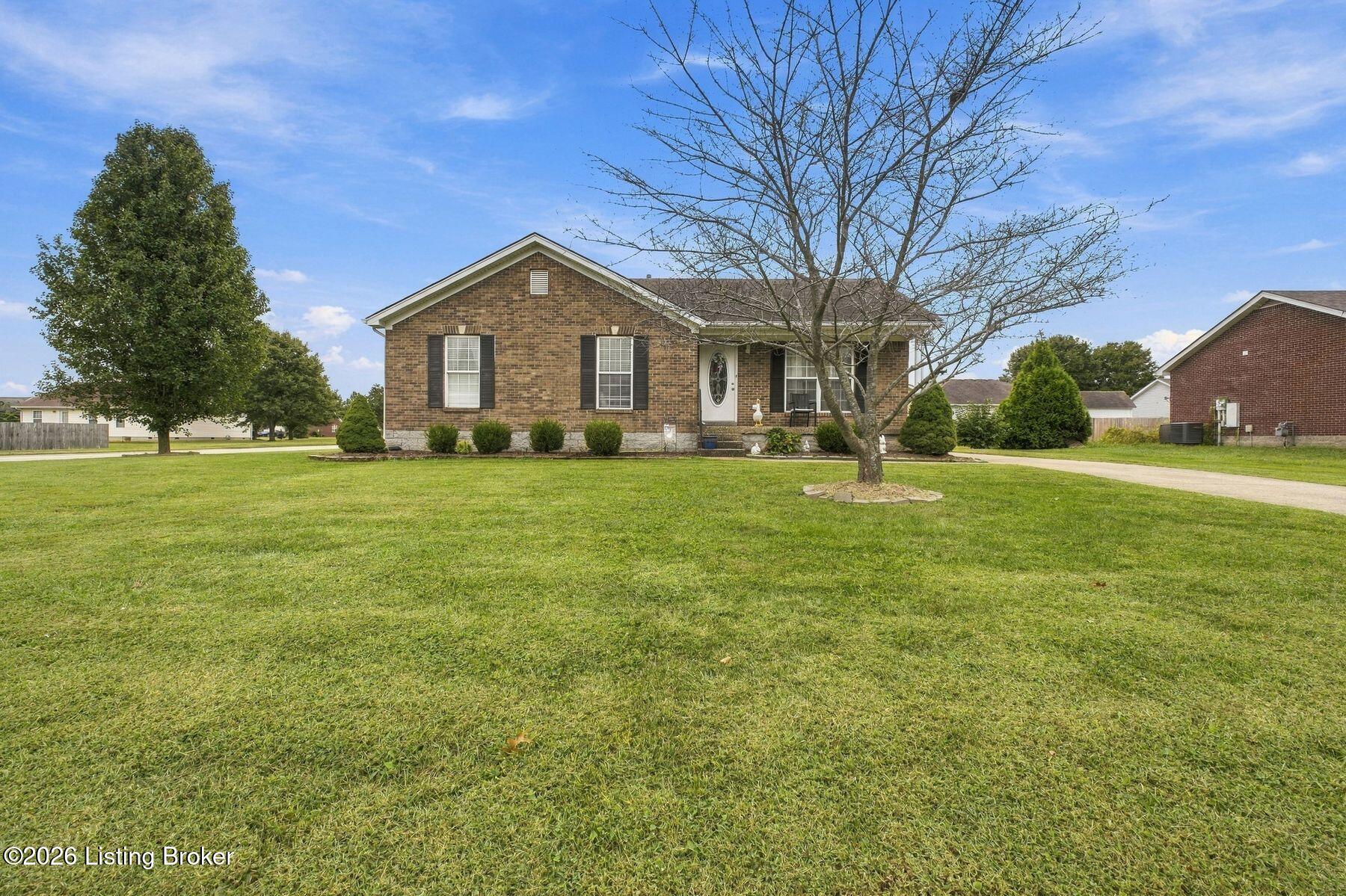 375 Forest Ridge Drive Mount Washington, KY 40047 - Photo 3 of 31 photo_online_002