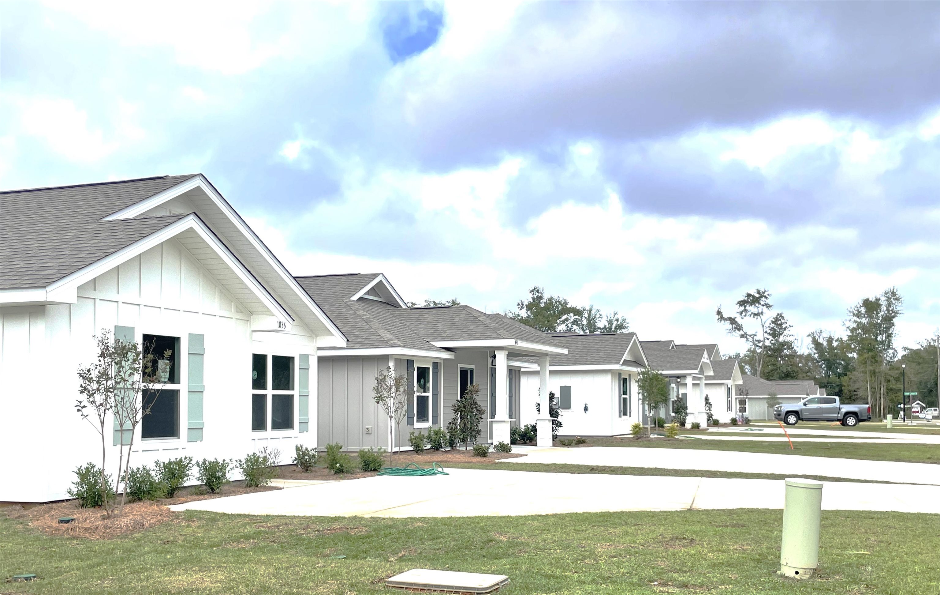 1024 South Bay Street Foley, AL 36535 - Photo 21 of 28 Front Of Structure