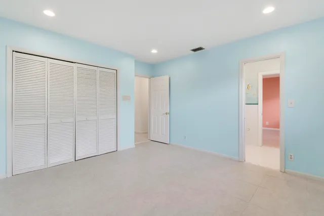 $3,100,000 | 3040 Northeast 40th Street, Fort Lauderdale, FL 33308