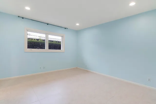 $3,100,000 | 3040 Northeast 40th Street, Fort Lauderdale, FL 33308