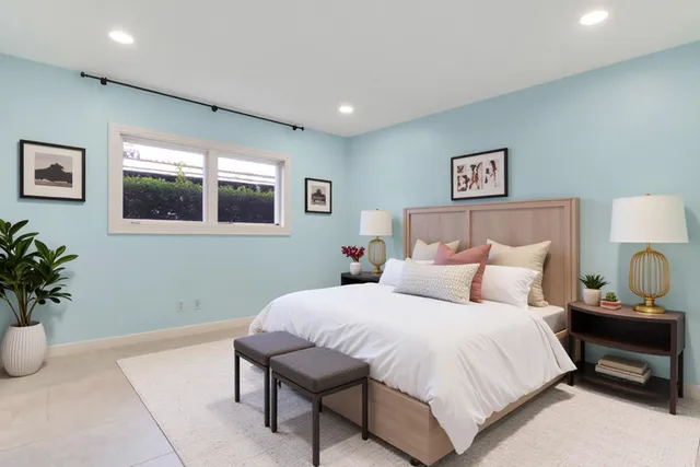 $3,100,000 | 3040 Northeast 40th Street, Fort Lauderdale, FL 33308