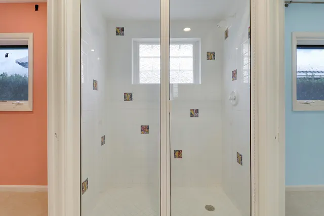 $3,100,000 | 3040 Northeast 40th Street, Fort Lauderdale, FL 33308