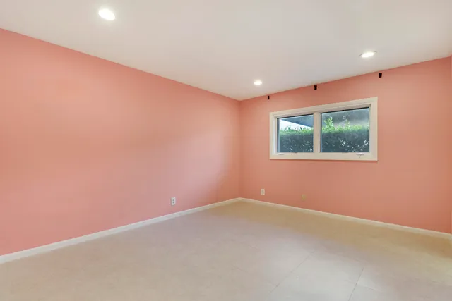 $3,100,000 | 3040 Northeast 40th Street, Fort Lauderdale, FL 33308