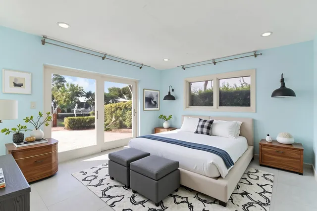 $3,100,000 | 3040 Northeast 40th Street, Fort Lauderdale, FL 33308