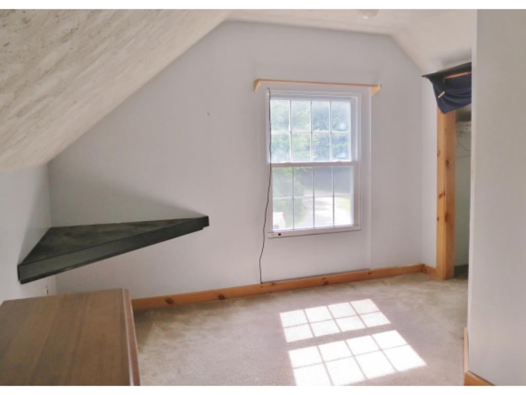 122 Gulli Road Ludlow, VT 05149 - Photo 15 of 35