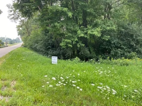 $299,900 | Timber Trail, Hortonville, WI 54944