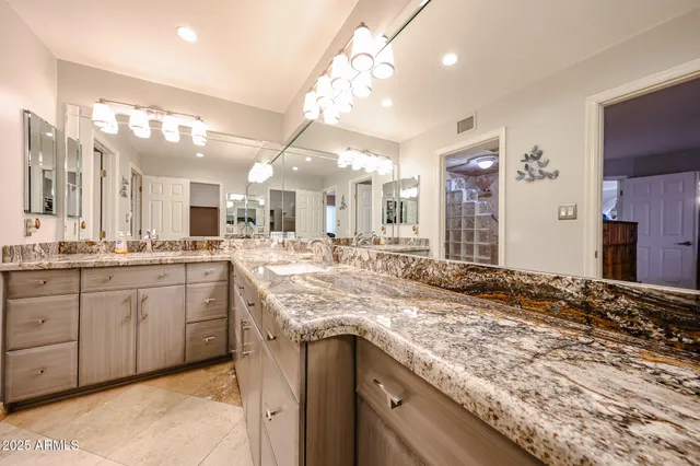 $264,900 | 17404 North 99th Avenue, Unit 138, Sun City, AZ 85373