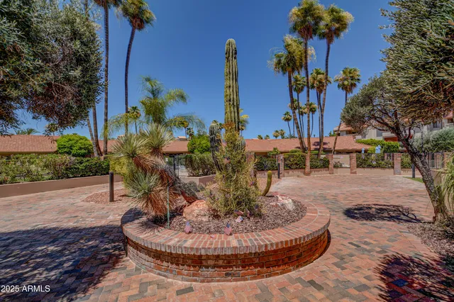 $264,900 | 17404 North 99th Avenue, Unit 138, Sun City, AZ 85373