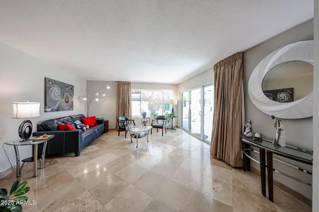 $264,900 | 17404 North 99th Avenue, Unit 138, Sun City, AZ 85373