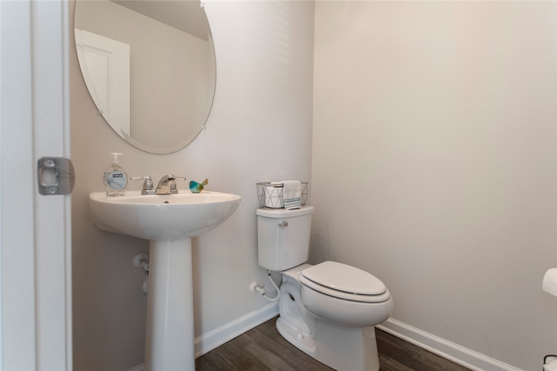 1515 Hendon Drive Walhalla, SC 29691 - Photo 12 of 41 Powder room on main level