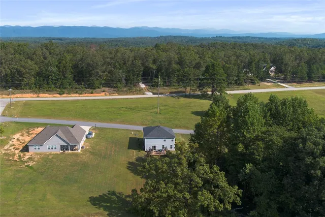 $319,691 | 1515 Hendon Drive, Walhalla, SC 29691