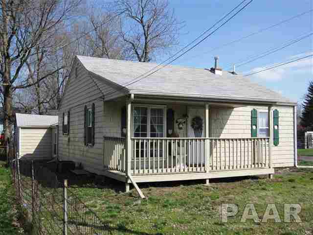 1504 South 14th Street Pekin, IL 61554 - Photo 2 of 10