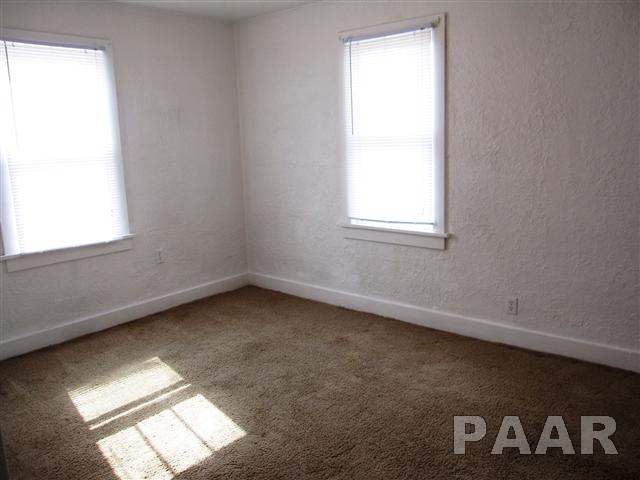 1504 South 14th Street Pekin, IL 61554 - Photo 7 of 10