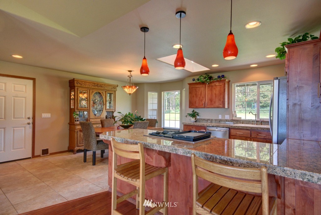 1636 Swantown Road Oak Harbor, WA 98277 - Photo 4 of 15 Gallery Image 4