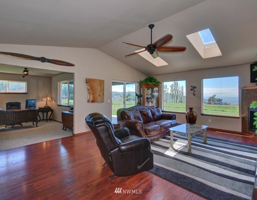 1636 Swantown Road Oak Harbor, WA 98277 - Photo 7 of 15 Gallery Image 7