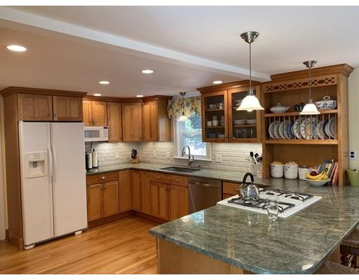 27 Edgehill Road Norwood, MA 02062 - Photo 3 of 27 Gallery Image 3