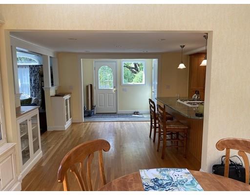 27 Edgehill Road Norwood, MA 02062 - Photo 8 of 27 Gallery Image 8