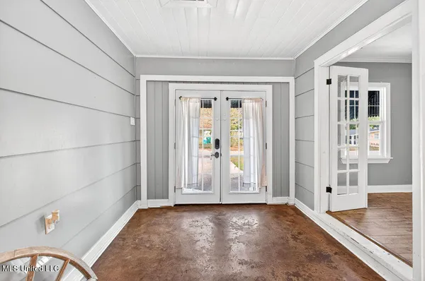 $249,000 | 709 Rich Avenue, Gulfport, MS 39501