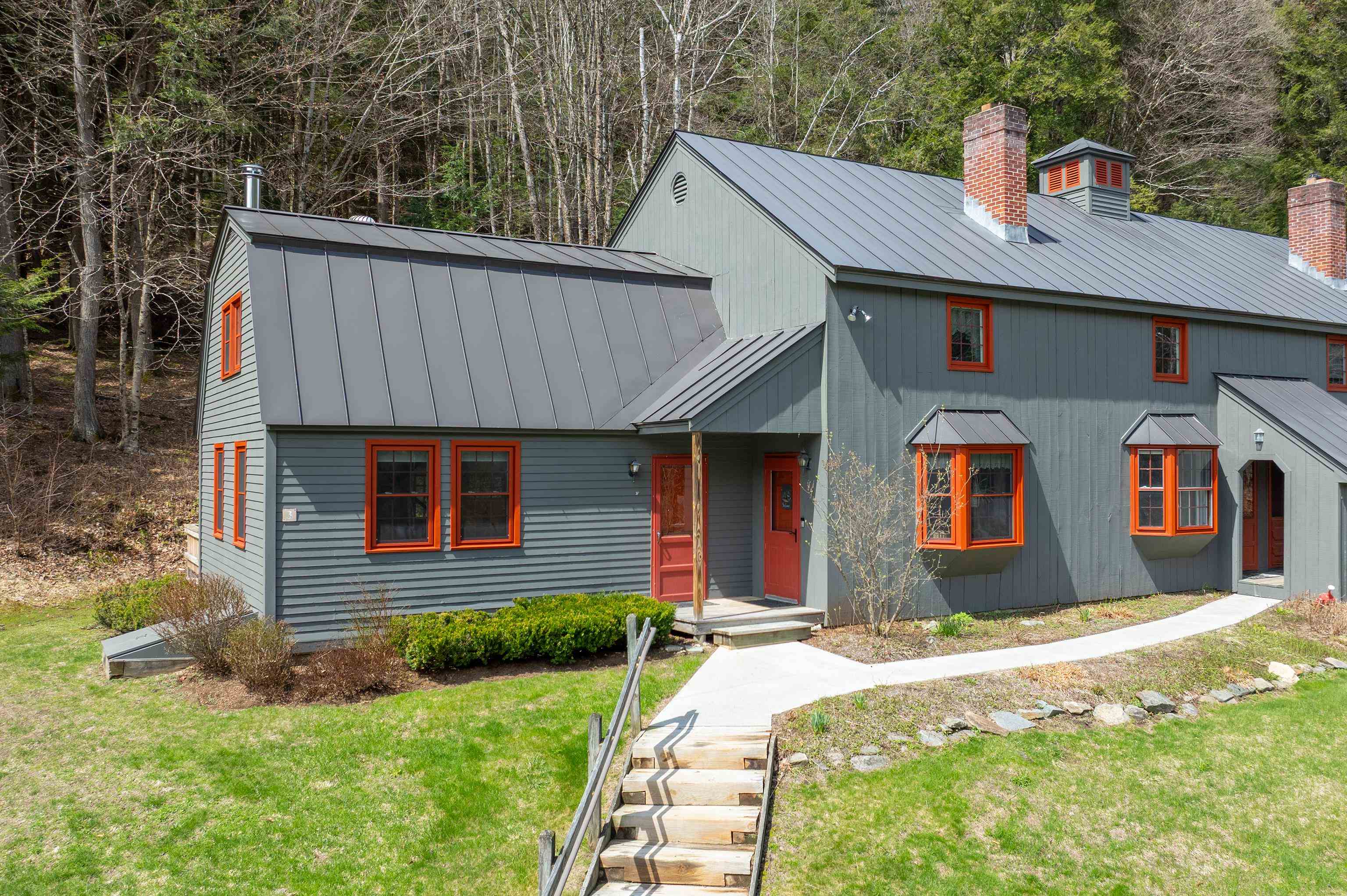 574 Willard Road, Unit 3F Hartford, VT 05059 - Photo 2 of 21