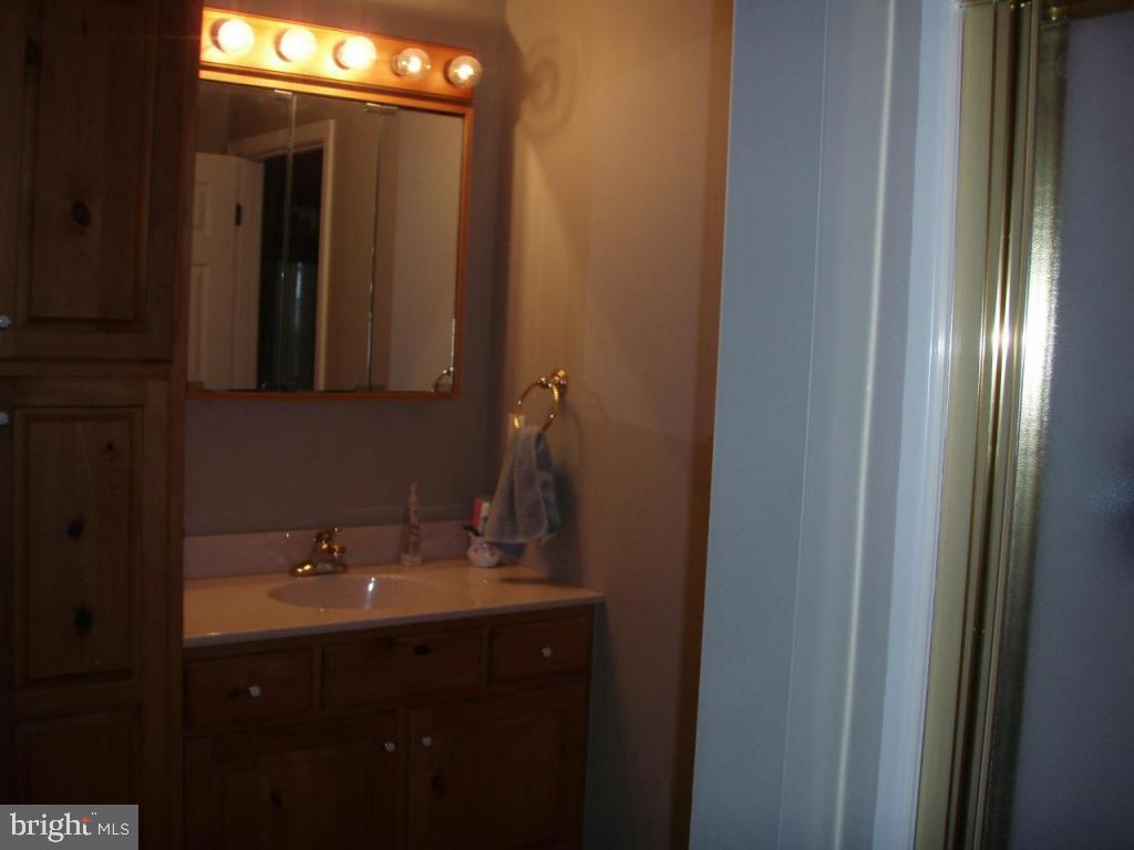719 Weavertown Road Myerstown, PA 17067 - Photo 4 of 18 Gallery Image 4