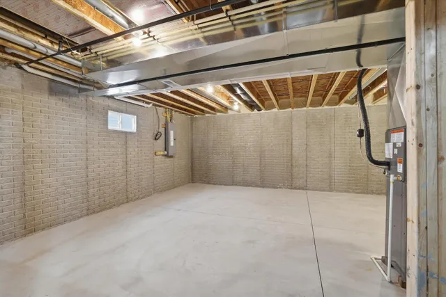 $2,400 | 330 Cattail Court, Unit A, Genoa City, WI 53128