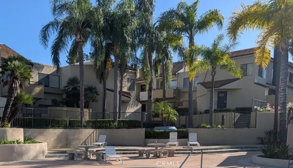 $2,120 | 13096 Le Parc Boulevard, Unit 81, Chino Hills, CA 91709