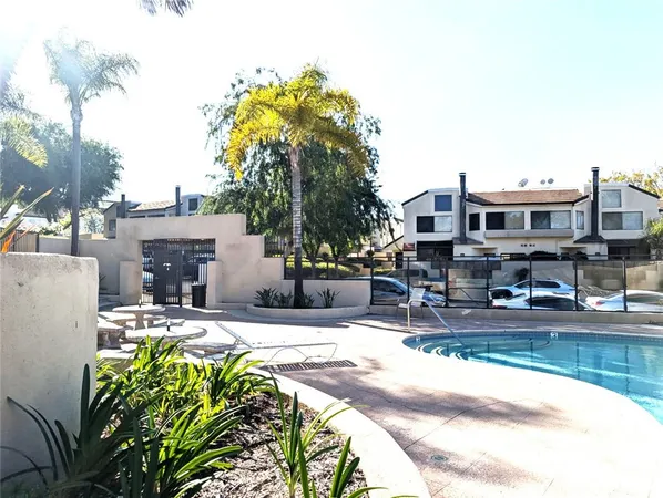 $2,170 | 13096 Le Parc Boulevard, Unit 81, Chino Hills, CA 91709