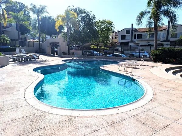 $2,170 | 13096 Le Parc Boulevard, Unit 81, Chino Hills, CA 91709