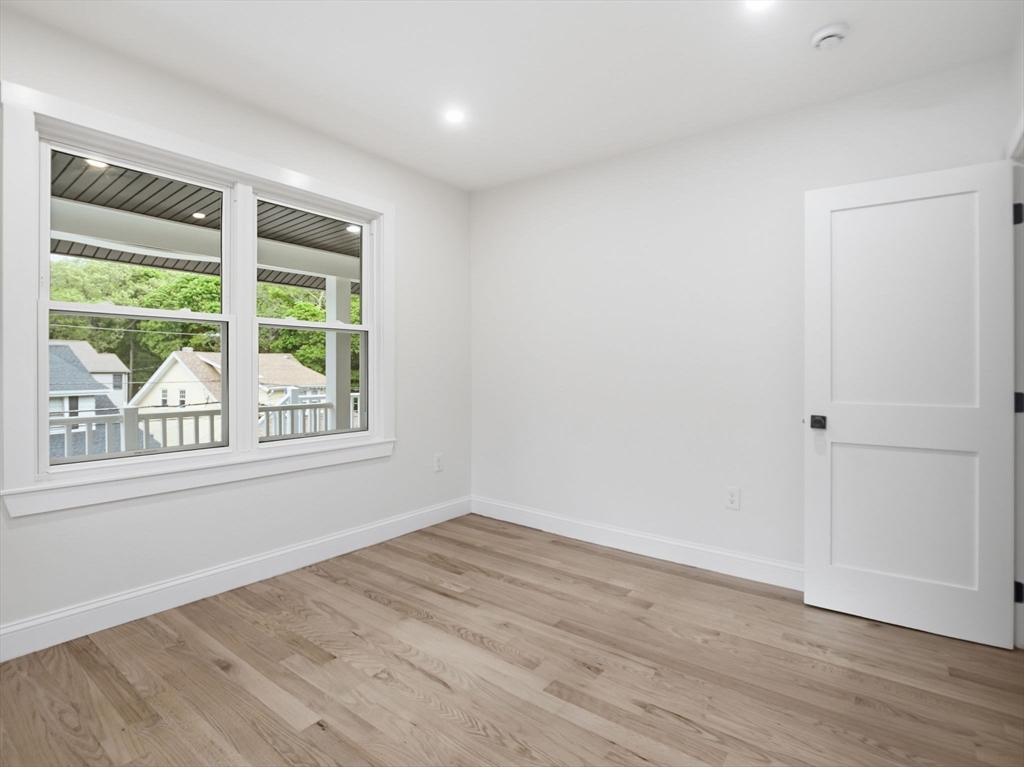 23 Murray Hill Road Medford, MA 02155 - Photo 13 of 22