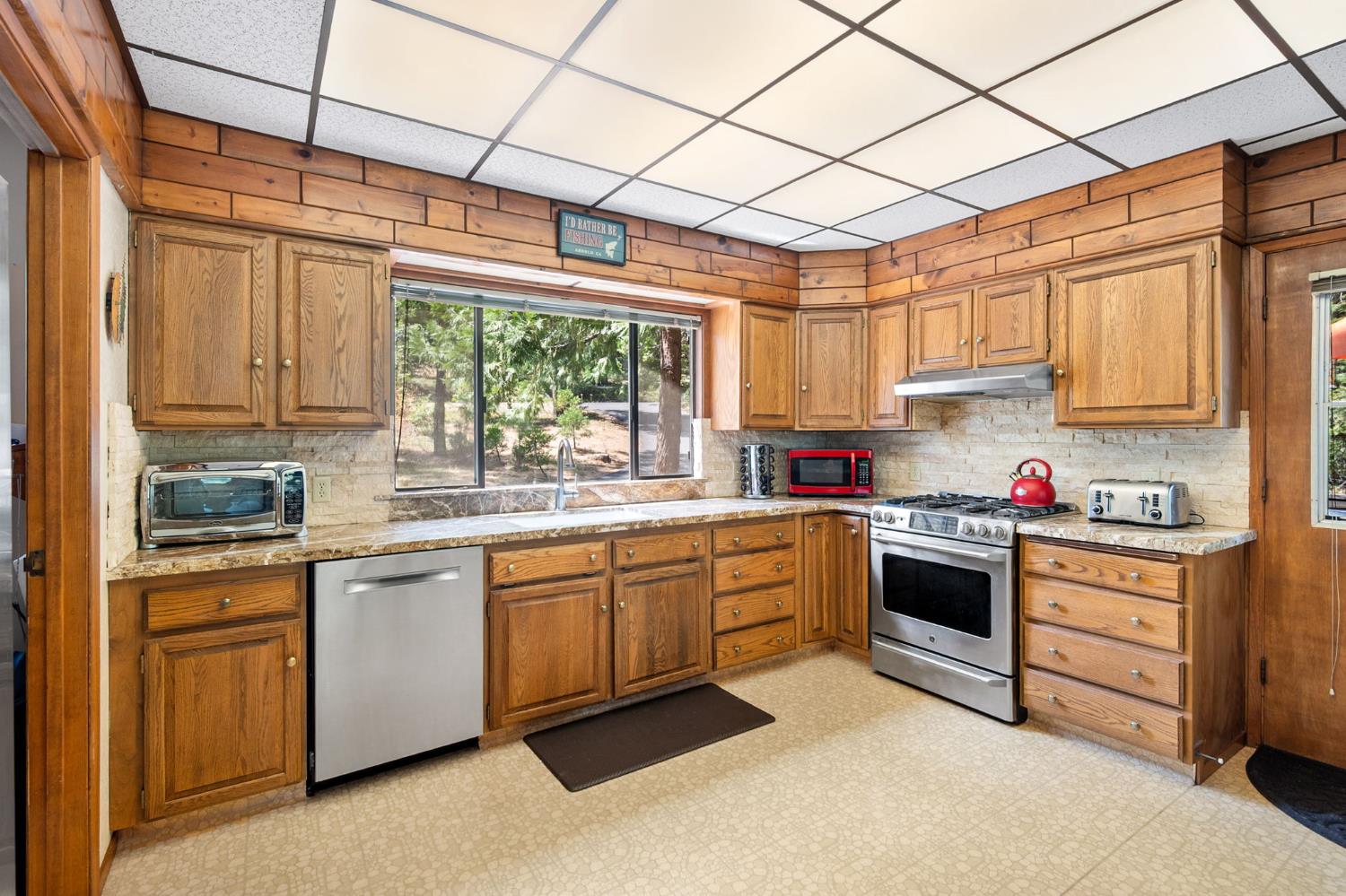 451 Moran Road Arnold, CA 95223 - Photo 11 of 38 Gallery Image 11