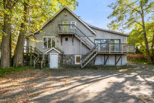 $729,900 | 105 Hartford Turnpike, Shrewsbury, MA 01545