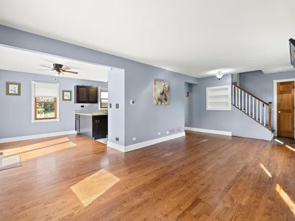 $429,900 | 27W150 James Avenue, West Chicago, IL 60185